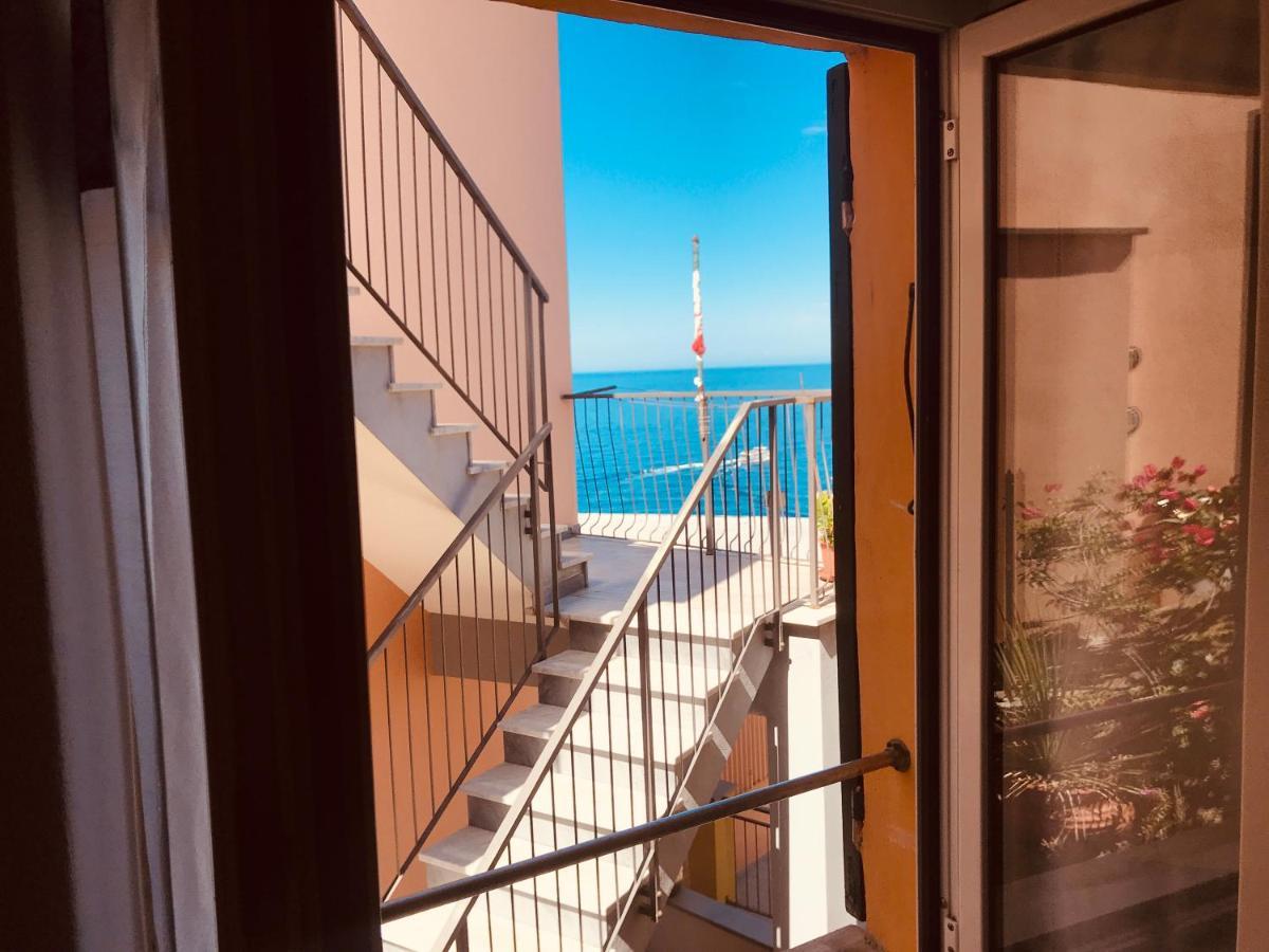 La Piramide Hotel Manarola Exterior photo